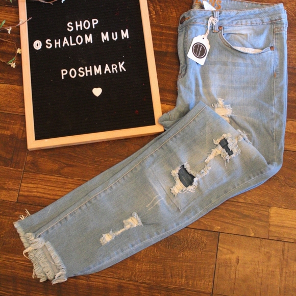 Jeans - Picture 1 of 5